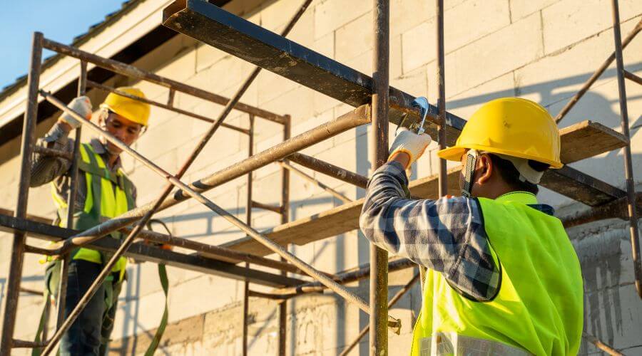 Professional fairlawn roofing services in Merrillan, WI